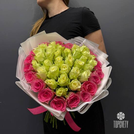 Букет из 51 роз в виде сердца