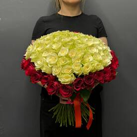 Букет из 101 роз в виде сердца