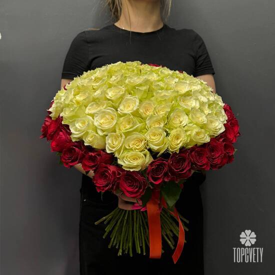 Букет из 101 роз в виде сердца