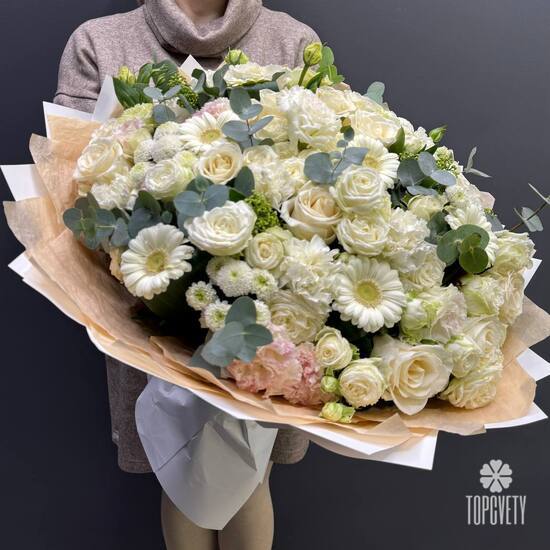 Букет из роз, гербер и эустомы