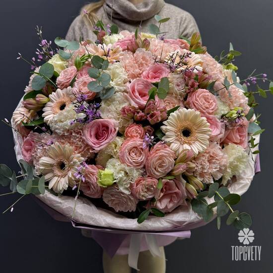 Букет из роз, гербер и эустомы