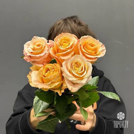 Букет из 5 роз Эквадор 50см 