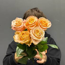 Букет из 5 роз Эквадор 50см 