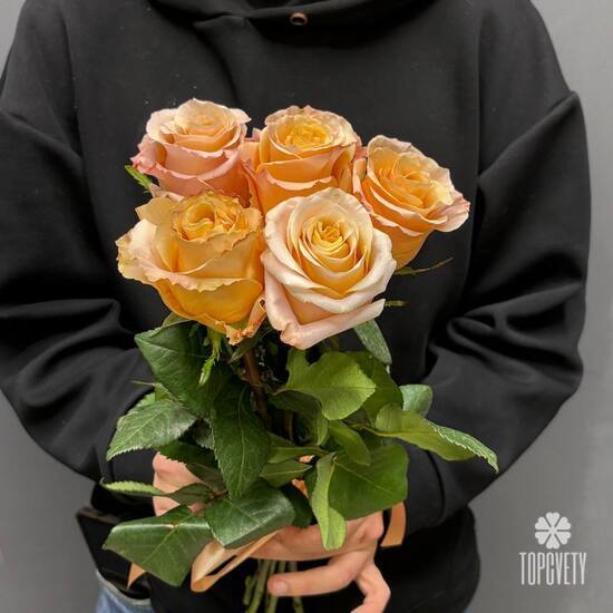 Букет из 5 роз Эквадор 50см 