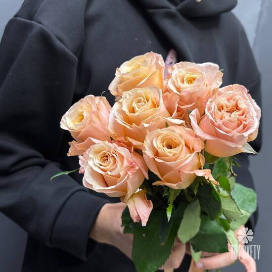 Букет из 7 роз Эквадор 50см