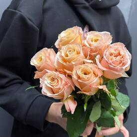 Букет из 7 роз Эквадор 50см