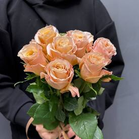 Букет из 7 роз Эквадор 50см