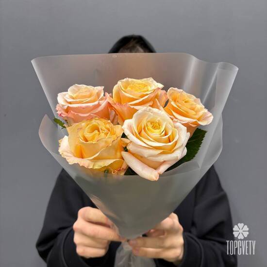 Букет из 5 роз Эквадор 50см