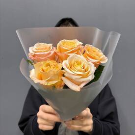 Букет из 5 роз Эквадор 50см