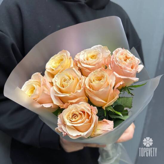 Букет из 7 роз Эквадор 50см