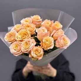 Букет из 15 роз Эквадор 50см