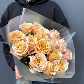 Букет из 17 роз Эквадор 50см