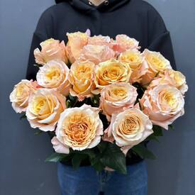 Букет из 17 роз Эквадор 50см