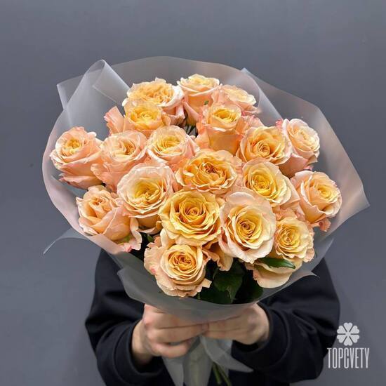 Букет из 19 роз Эквадор 50см