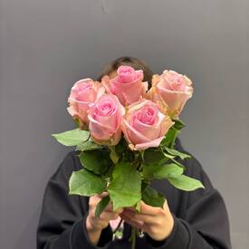 Букет из 5 роз Эквадор 50см