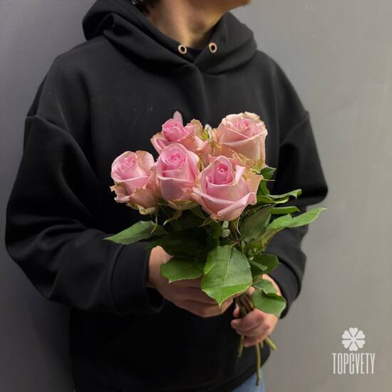 Букет из 5 роз Эквадор 50см