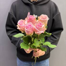 Букет из 5 роз Эквадор 50см