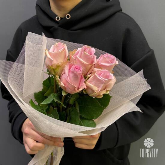 Букет из 5 роз Эквадор 50см