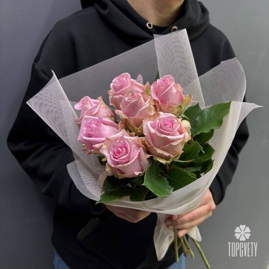 Букет из 7 роз Эквадор 50см