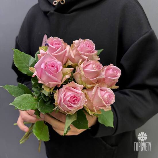 Букет из 7 роз Эквадор 50см