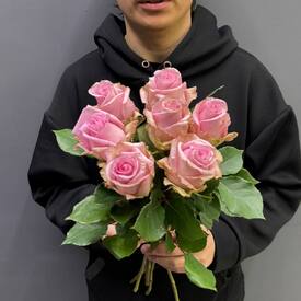 Букет из 7 роз Эквадор 50см