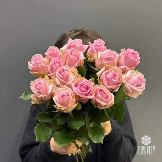 Букет из 15 роз Кения 50см