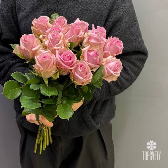 Букет из 15 роз Кения 50см
