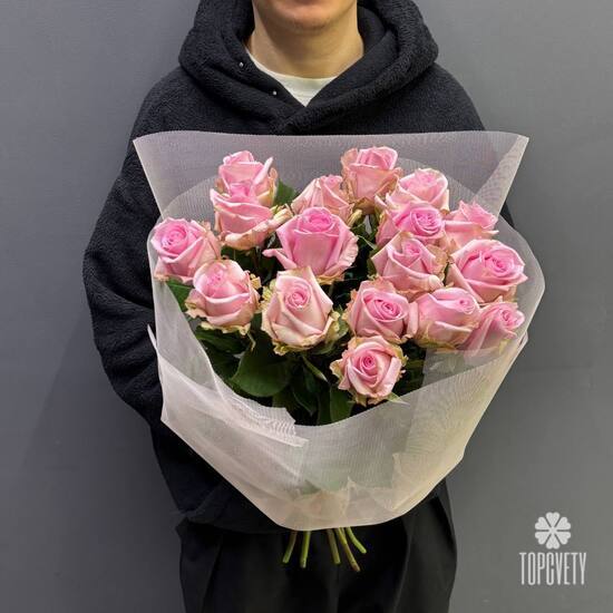 Букет из 17 роз Кения 50см	