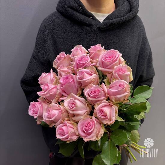 Букет из 19 роз Кения 50см	