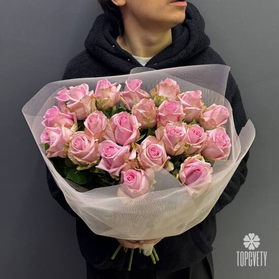 Букет из 21 роз Кения 50см