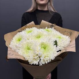 Букет из 7 хризантем Магнум