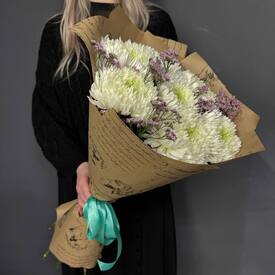 Букет из 7 хризантем Магнум