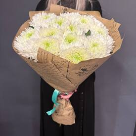 Букет из 13 хризантем Магнум