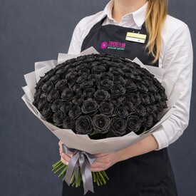Букет из 101 черной розы Кения 40см
