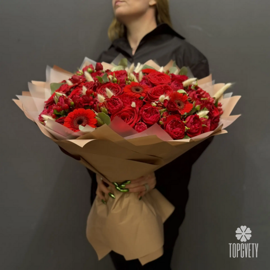 Букет из гербер, тюльпанов и роз