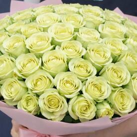 Букет из 101 белая роза Кения 40см