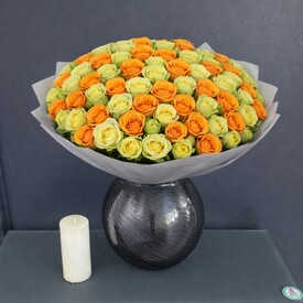 101 оранжево-желтые розы Кения 40см