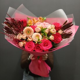 Букет из гортензии, альстромерии и гербер