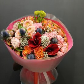 Букет из роз, альстромерии и гербер