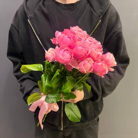 Букет из 5 кустовых пионовидных роз 50см