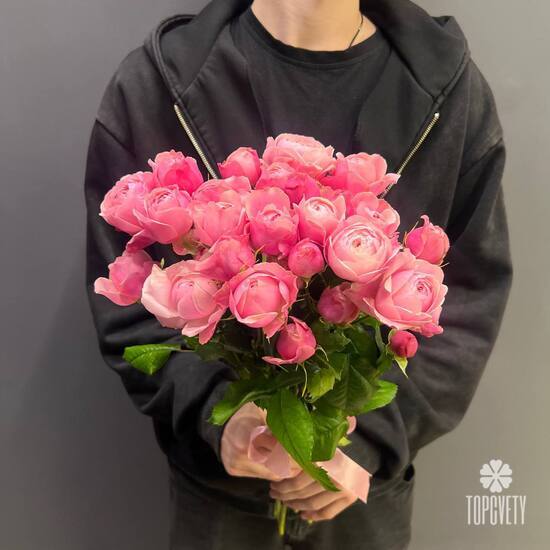 Букет из 7 кустовых пионовидных роз 50см