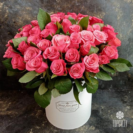 Букет из 51 розовой розы в коробке