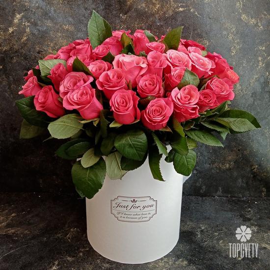 Букет из 51 розовой розы в коробке