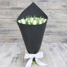 Букет из 45 белых тюльпанов 