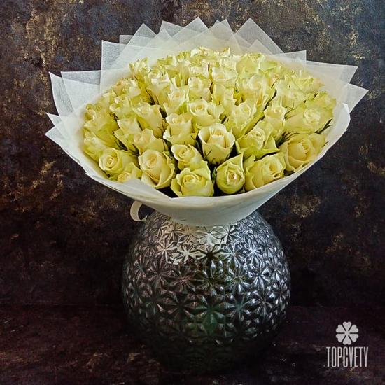 Букет из 51 белой розы Кения 40см