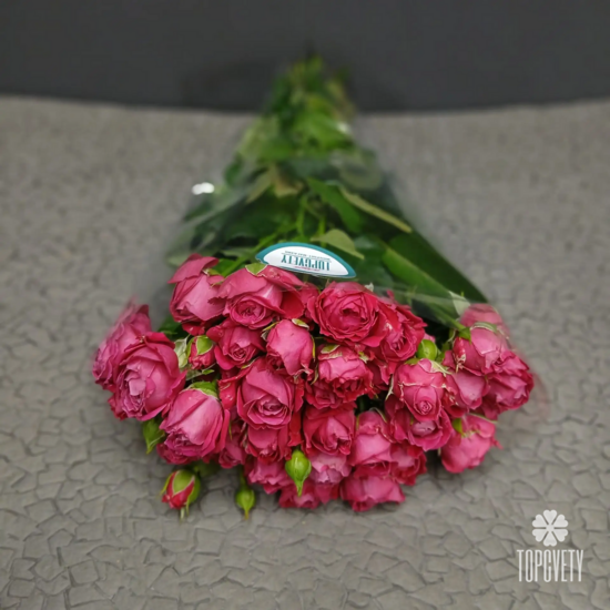 Пачка кустовых роз 50 см (10шт)	