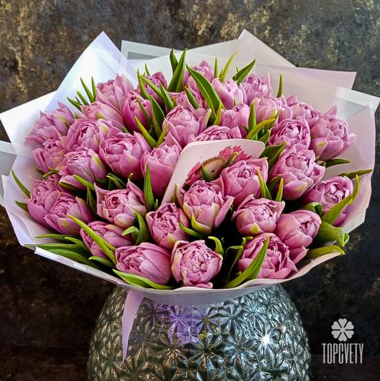 Букет из 35 розовых пионовидных тюльпанов 