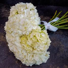 Букет из 9 белых гортензий