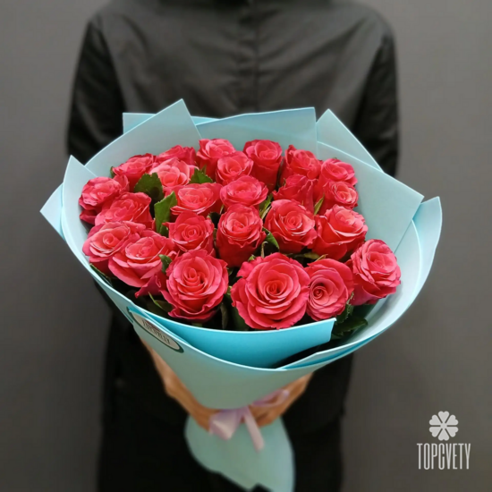 Букет из 25 малиновых роз 50см