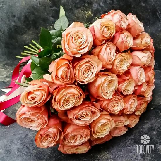 Букет из 35 пионовидных роз Кахала 60см